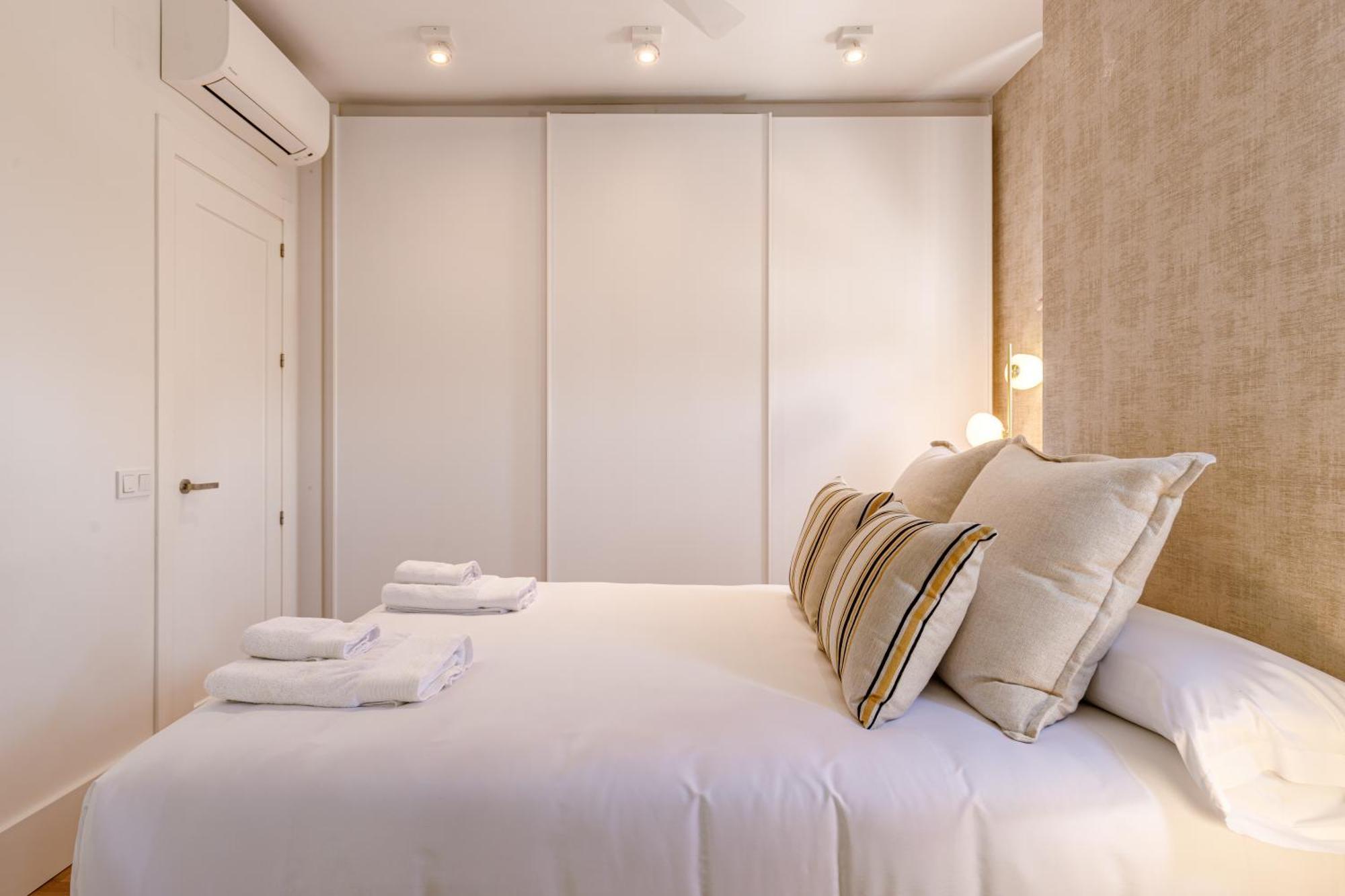 Six Apartments By Caleta Homes 马拉加 外观 照片