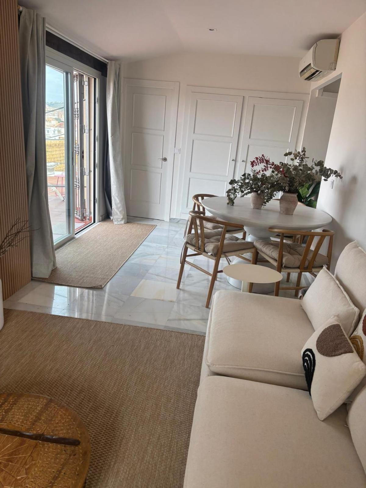 Six Apartments By Caleta Homes 马拉加 外观 照片