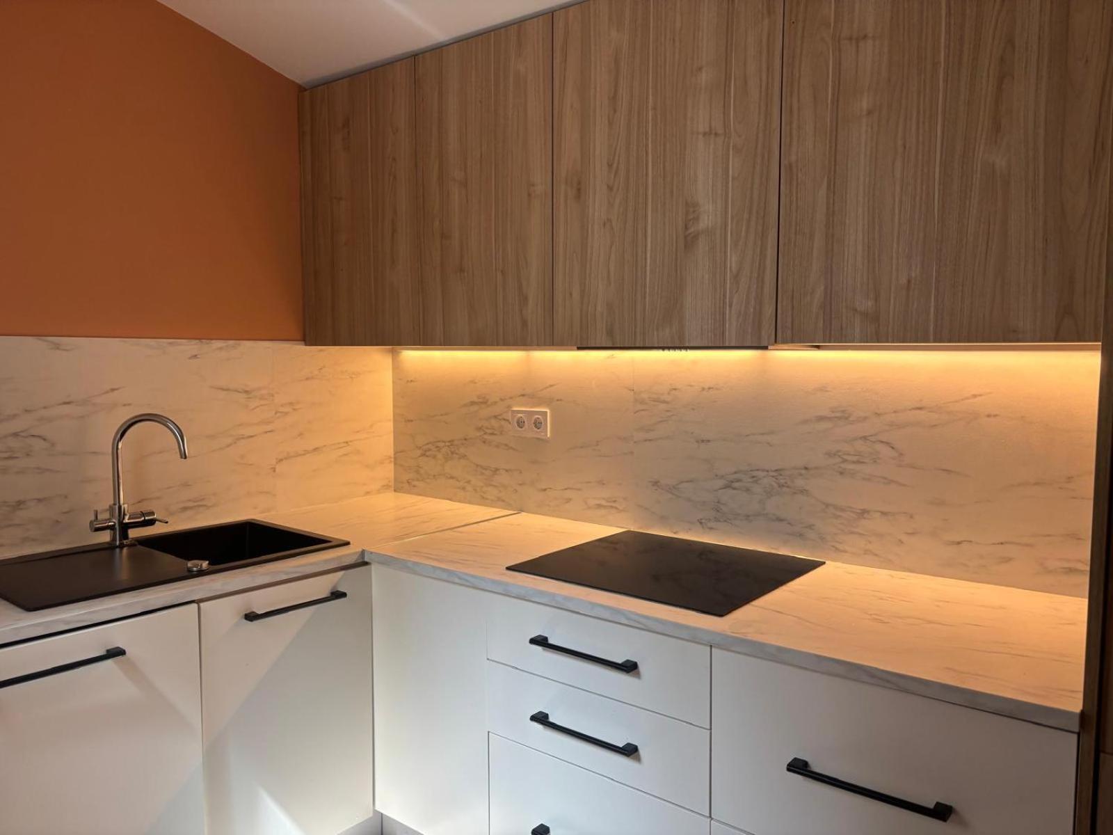 Six Apartments By Caleta Homes 马拉加 外观 照片